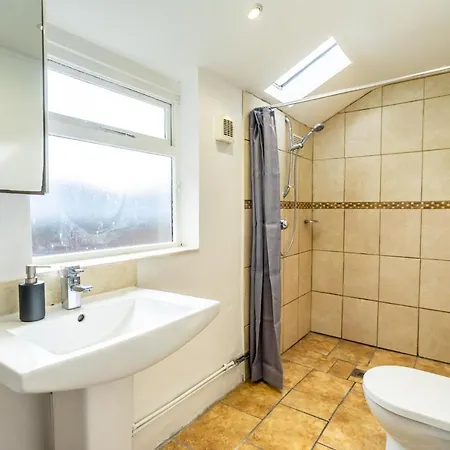 13 Vyner Street Holiday home *