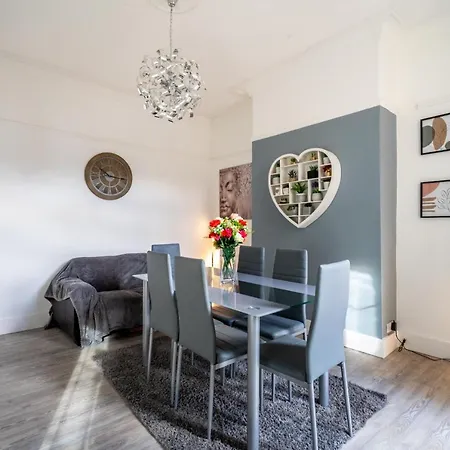 펜션 13 Vyner Street