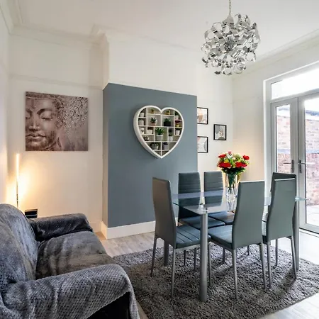 13 Vyner Street Holiday home
